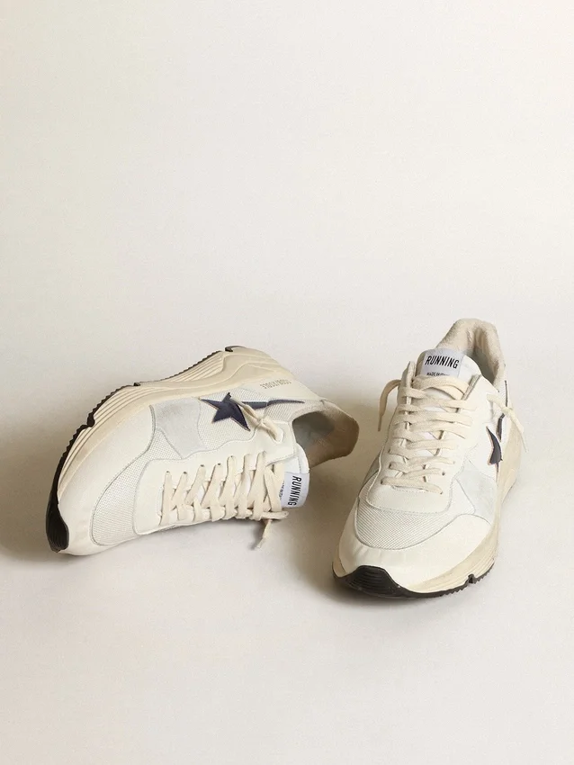 Running Sole en cuir blanc et mesh avec étoile en cuir laminé bleu