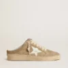 Sabot Ball Star pour femme en daim beige avec étoile en cuir blanc