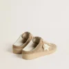 Sabot Ball Star pour femme en daim beige avec étoile en cuir blanc