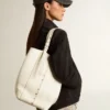 Sac 24/7 North South en cuir couleur beurre avec anses réglables