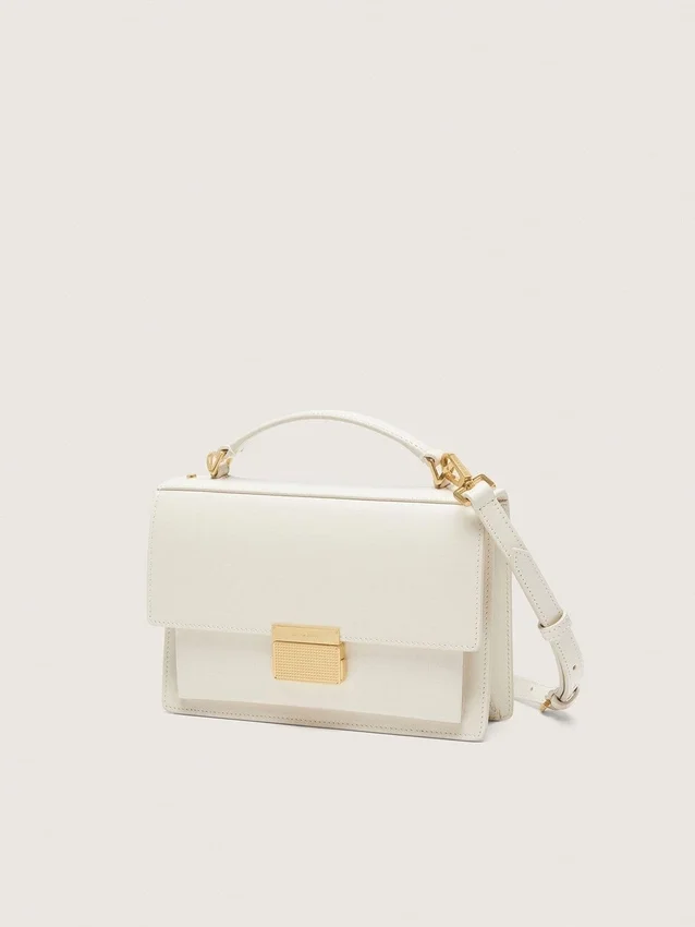 Sac Venezia en cuir gaufré couleur beurre avec détails dorés