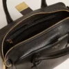 Sac Vita en cuir de mouton noir avec détails dorés