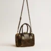 Sac Vita en cuir noir vieilli avec détails dorés