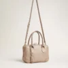 Sac Vita en cuir taupe avec détails dorés
