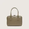 Sac Vita en cuir vert sauge avec détails dorés