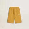Short de jogging pour enfant jaune ocre avec broderie