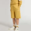 Short de jogging pour enfant jaune ocre avec broderie