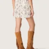Short pour femme en popeline de coton noir et blanc à imprimé floral