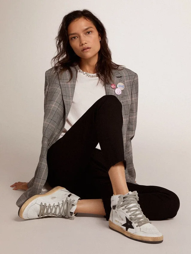 Sky-Star pour femme avec signature sur la cheville et empiècements noirs
