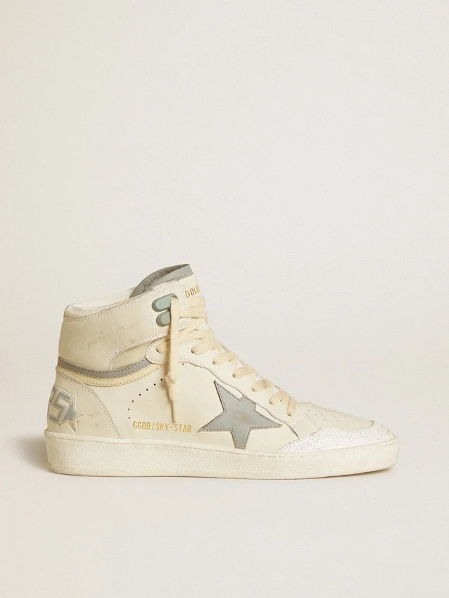 Sky-Star pour femme en cuir avec étoile en cuir bleu clair et languette de talon blanche
