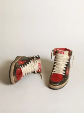 Sky-Star pour femme en cuir noir brillant avec étoile rouge