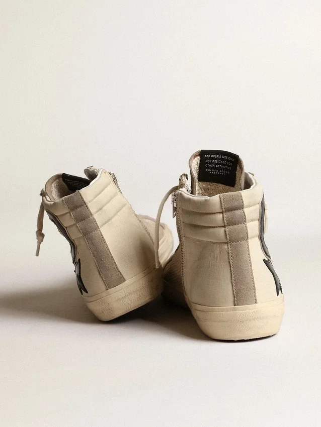 Slide en maille beige et nylon avec étoile en cuir bleu et détail brillant