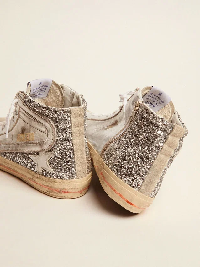 Slide pour femme avec tige en cuir laminé et paillettes argentées