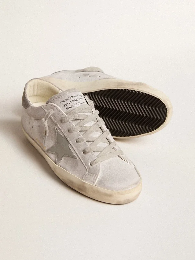 Sneakers Super-Star en cuir gris-blanc à effet pailleté avec étoile en cuir