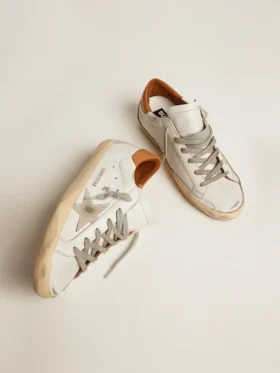 Sneakers Super-Star pour femme avec étoile en daim et languette de talon marron