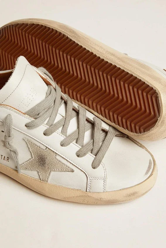 Sneakers Super-Star pour homme avec étoile en daim et languette de talon marron