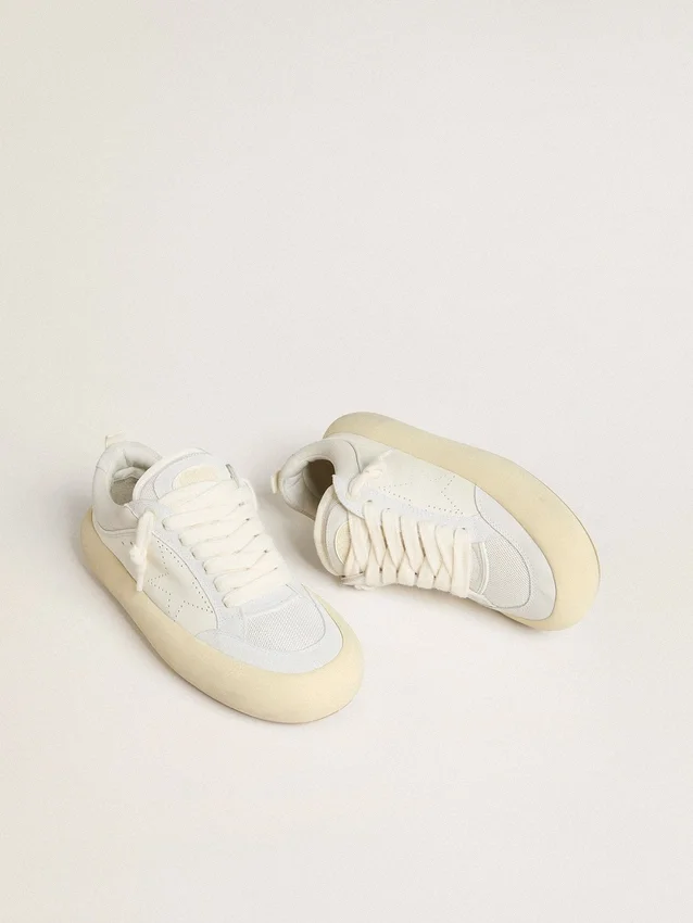 Space-Star Cube pour homme en cuir blanc avec étoile perforée