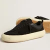 Space-Star Cube pour homme en daim noir avec étoile perforée