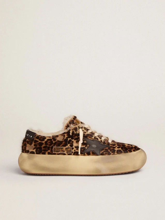 Space-Star pour homme en cuir de poney à imprimé animalier et doublure en peau de mouton
