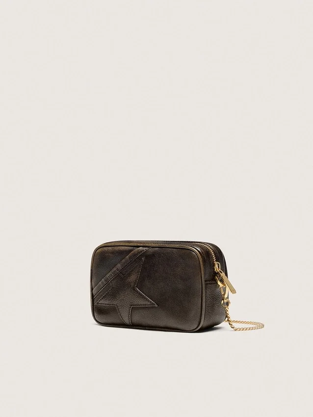 Star Bag en cuir marron foncé vieilli avec étoile ton sur ton
