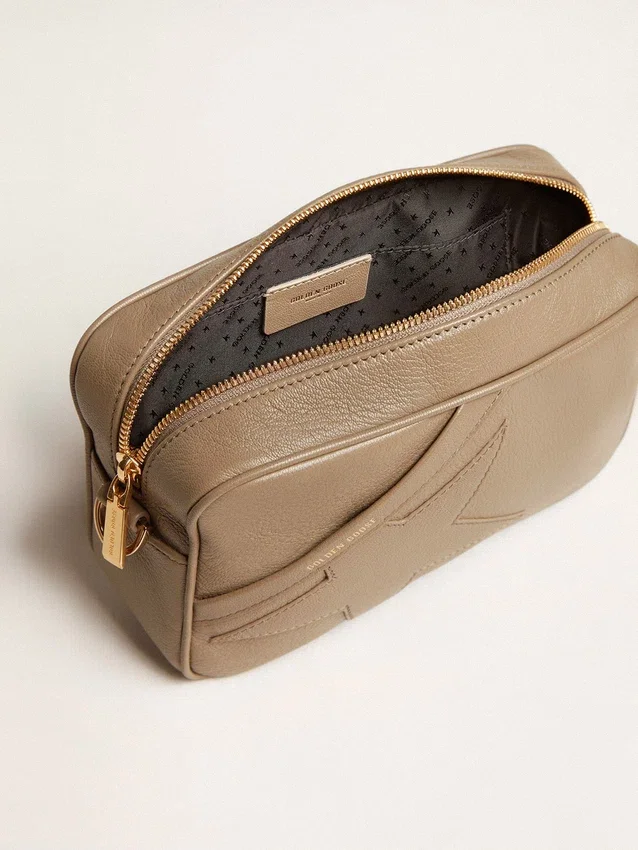 Star Bag en cuir vert sauge avec étoile ton sur ton