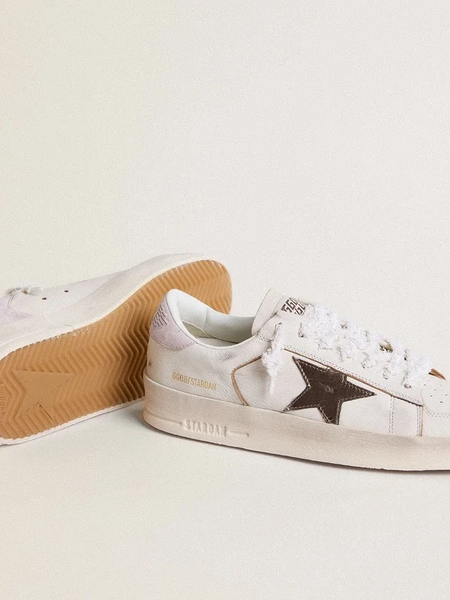 Stardan en cuir nappa avec étoile en cuir argent métallisé et languette de talon en daim rose