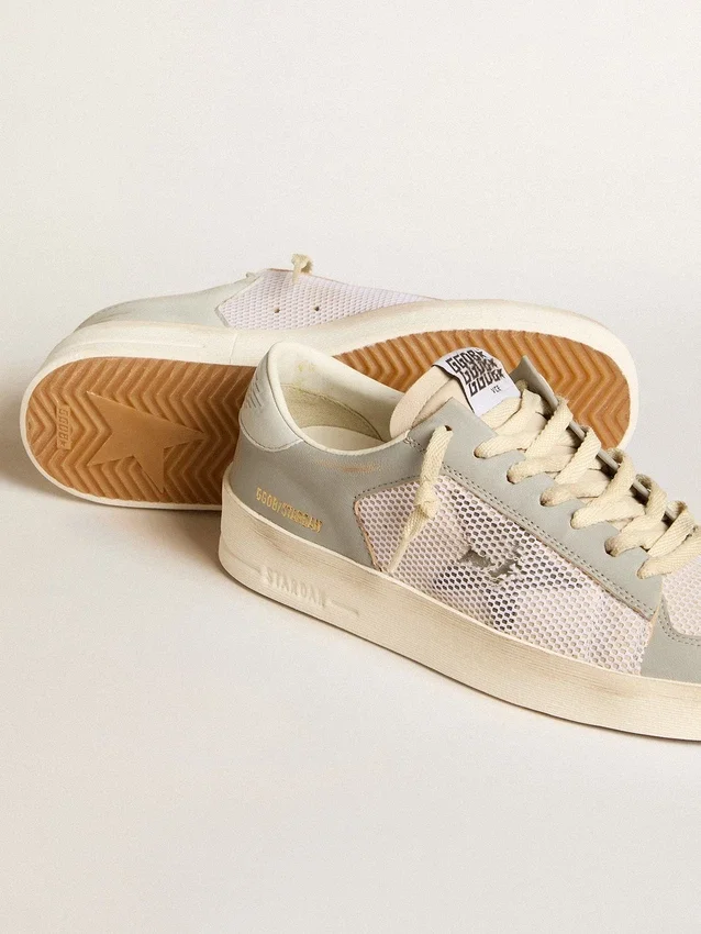 Stardan en cuir nappa gris et mesh blanc avec étoile en cuir gris