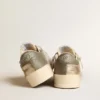 Stardan en mesh blanc avec étoile orange et empiècements en cuir platine