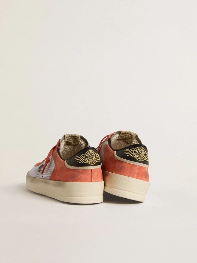Stardan LTD en daim et mesh couleur corail avec une étoile en cuir noir