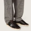 Stardan pour homme en daim marron et maille noire, avec une étoile en cuir blanc et des empiècements en cuir nappa