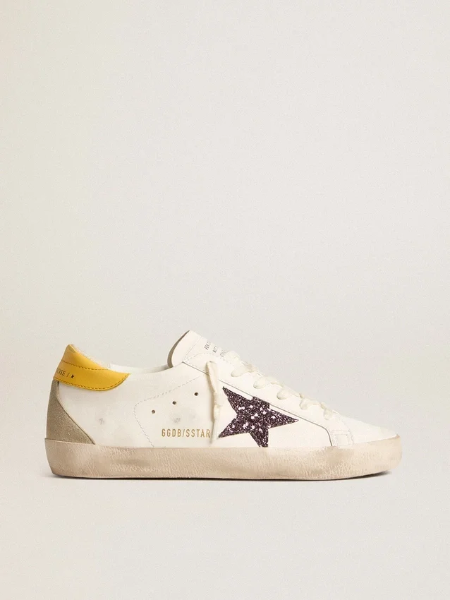 Super-Star bio pour femme avec étoile pailletée rouge et languette de talon en cuir