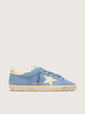 Super-Star en daim bleu clair avec étoile et languette de talon en cuir beige