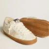 Super-Star en nappa blanc avec étoile en daim et doublure en peau de mouton