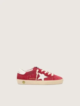 Super-Star Junior en daim rouge avec étoile et languette au talon en cuir blanc