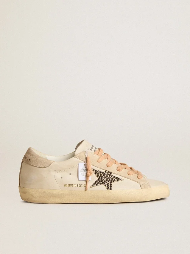 Super-Star LTD en cuir avec étoile en daim beige ornée de clous Swarovski