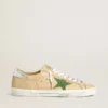 Super-Star LTD en cuir beige avec étoile en daim vert et languette de talon en cuir argenté