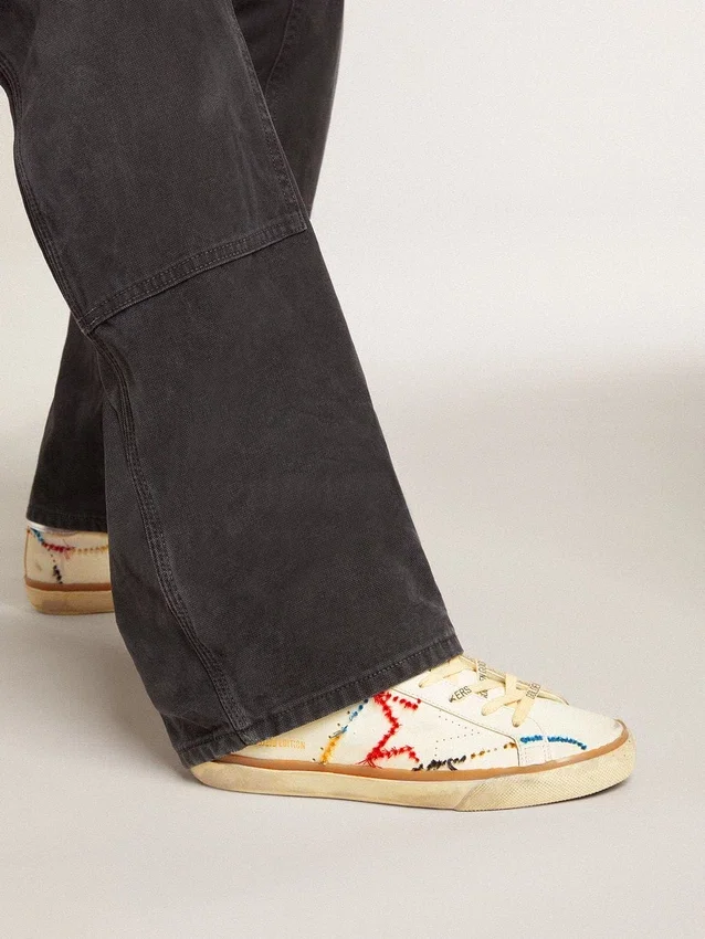 Super-Star LTD pour femme avec étoile perforée et languette de talon en cuir métallisé
