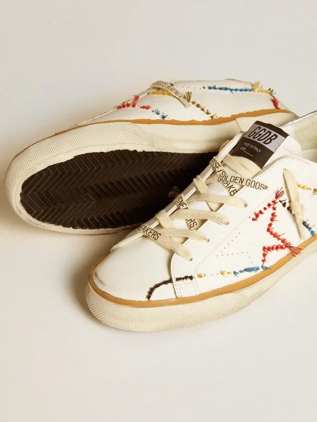 Super-Star LTD pour femme avec étoile perforée et languette de talon en cuir métallisé