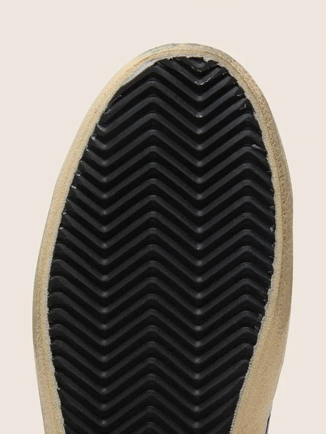 Super-Star LTD pour femme en cuir noir imprimé croco avec étoile et languette de talon en daim noir