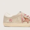 Super-Star LTD pour femme en daim couleur perle avec étoile rouge brique et broderies