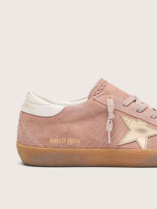 Super-Star LTD pour femme en daim rose avec étoile en cuir métallisé platine