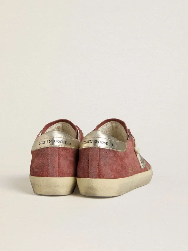 Super-Star LTD pour femme en daim rouge avec étoile pailletée argentée et languette de talon en cuir laminé