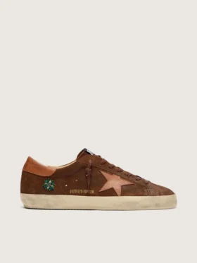 Super-Star LTD pour homme en daim marron avec étoile en cuir rouge brique et broderie aux perles vertes