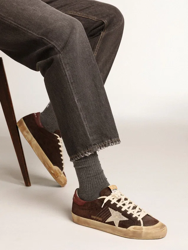 Super-Star Penstar pour homme en daim marron avec une étoile platine