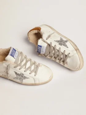 Super-Star pour femme avec doublure en peau de mouton et étoile pailletée argentée
