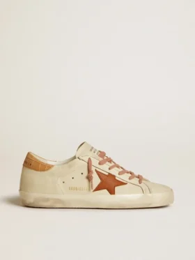 Super-Star pour femme avec étoile en cuir et languette de talon en cuir imprimé crocodile