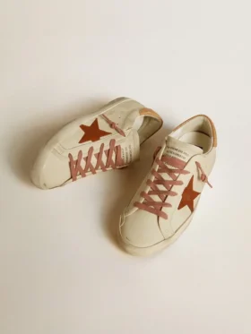 Super-Star pour femme avec étoile en cuir et languette de talon en cuir imprimé crocodile