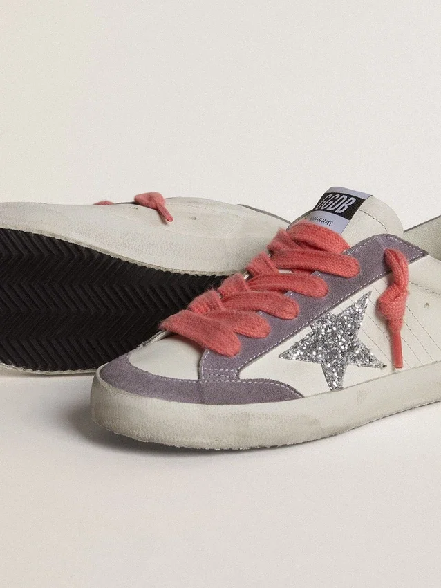 Super-Star pour femme avec étoile pailletée argentée et languette de talon en daim lilas