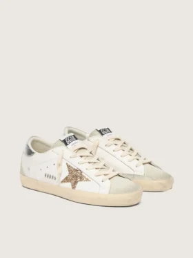 Super-Star pour femme avec étoile pailletée dorée et empiècements en daim gris glacé