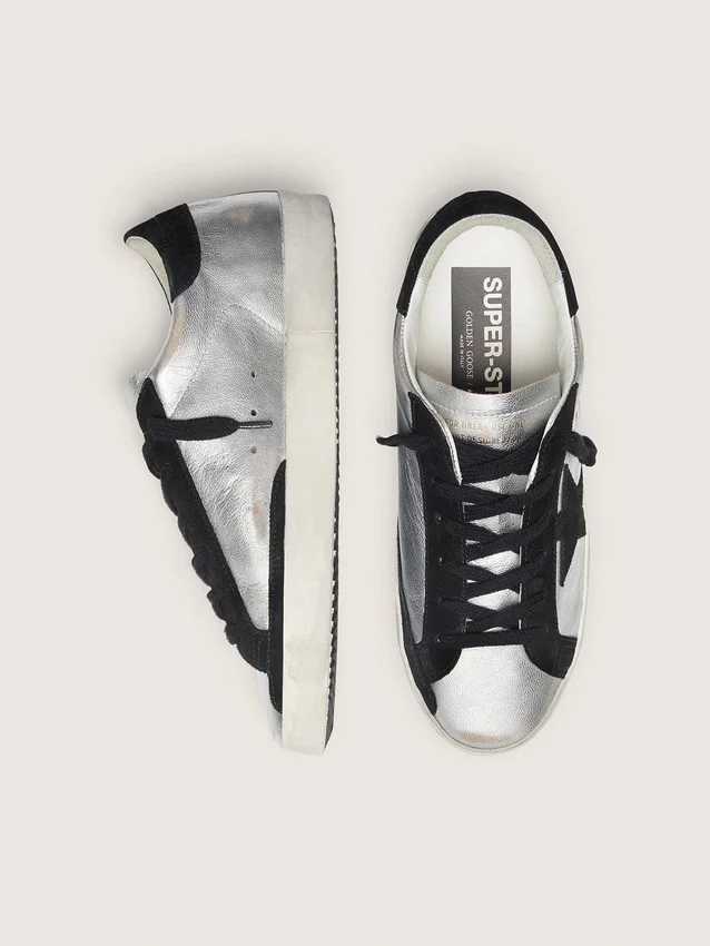 Super-Star pour femme en cuir argenté avec empiècements contrastés